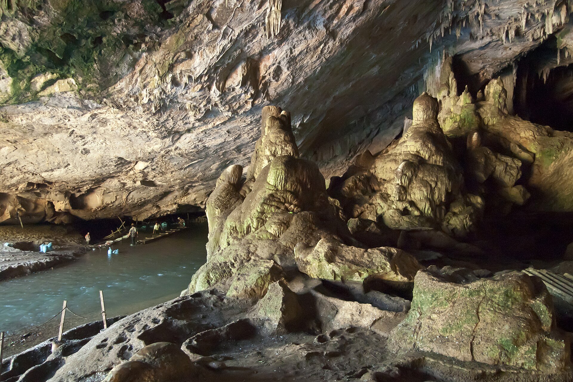 Tham Lod Cave entrance with bamboo raft